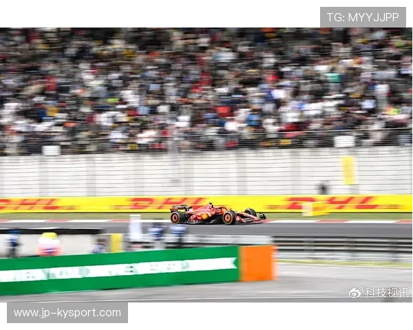 F1车手排位赛全力冲刺：极致速度背后的策略与激情