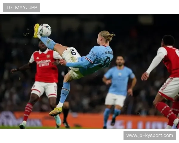 哈兰德门前威慑力拉满